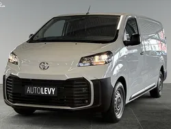 Weiß Gebraucht 2024 Toyota Proace Van | 32.490 € (Teuer)