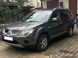 Grau Gebraucht 2008 Mitsubishi Outlander SUV | 2.750 € (Superpreis)