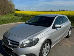 Silber Gebraucht 2013 Mercedes A180 Limousine | 10.499 €
