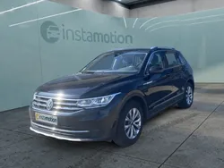 Schwarz Gebraucht 2021 VW Tiguan Elegance SUV | 25.490 € (Guter Preis)
