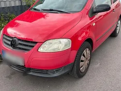 Rot Gebraucht 2005 VW Fox Kleinwagen | 1.999 € (Fairer Preis)