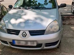 Grau Gebraucht 2007 Renault Clio II Kleinwagen | 1.499 €