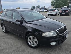 Schwarz Gebraucht 2009 Skoda Octavia Kombi | 5.390 € (Fairer Preis)