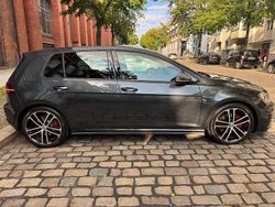 Grau Gebraucht 2016 VW Golf VII GTD Kleinwagen | 15.200 € (Guter Preis)