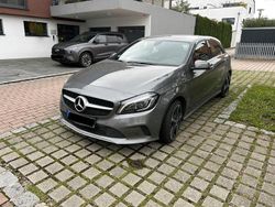 Grau Gebraucht 2017 Mercedes A200 Edition Limousine | 17.500 € (Fairer Preis)