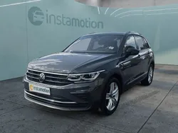 Grau Gebraucht 2022 VW Tiguan Active SUV | 31.440 € (Fairer Preis)