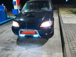 Schwarz Gebraucht 2006 Kia Carnival Van / Kleinbus | 2.900 €
