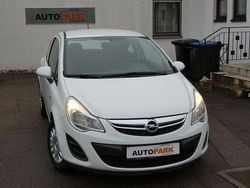 Weiß Gebraucht 2011 Opel Corsa Selection Kleinwagen | 1.350 € (Fairer Preis)