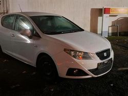 Weiß Gebraucht 2010 Seat Ibiza Limousine | 3.200 € (Fairer Preis)