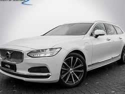 Weiß Gebraucht 2022 Volvo V90 Plus Kombi | 33.890 € (Guter Preis)