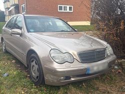 Gold Gebraucht 2001 Mercedes C180 Limousine | 1.000 €