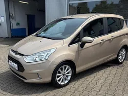 Beige Gebraucht 2017 Ford B-MAX Titanium Van / Kleinbus | 7.950 € (Fairer Preis)