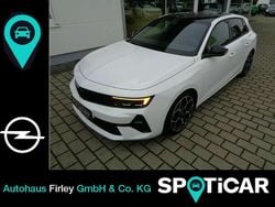 Jade weiß Gebraucht 2024 Opel Astra Ultimate Limousine | 24.900 € (Guter Preis)