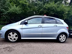 Blau Gebraucht 2009 Mercedes B200 Van / Kleinbus | 6.780 € (Fairer Preis)