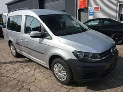 Reflexsilber metallic Gebraucht 2019 VW Caddy Trendline Van / Kleinbus | 17.999 € (Teuer)