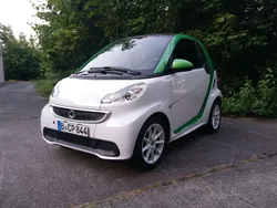 Weiß Gebraucht 2013 Smart ForTwo Electric Drive Coupé | 5.889 € (Fairer Preis)