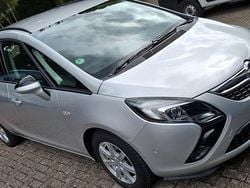 Silber Gebraucht 2012 Opel Zafira Tourer Edition Van / Kleinbus | 9.100 € (Guter Preis)
