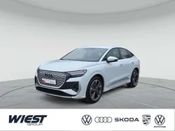 Gletscherweiß metallic Gebraucht 2022 Audi Q4 e-tron S-Line SUV | 37.880 € (Guter Preis)