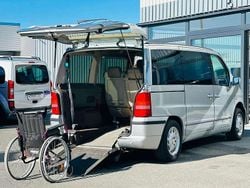 Silber Gebraucht 2000 Mercedes V280 Van / Kleinbus | 14.900 €