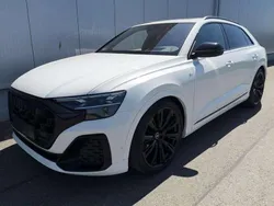 Gletscherweiß metallic Neu 2025 Audi Q8 S-Line SUV | 104.050 €
