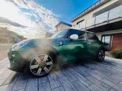 Grün Gebraucht 2020 Mini Cooper Kleinwagen | 18.900 € (Etwas zu teuer)