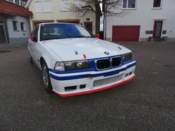 Weiß Gebraucht 1992 BMW 318 Limousine | 10.500 €
