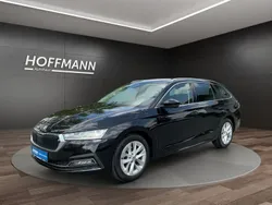 Schwarz Gebraucht 2021 Skoda Octavia First Edition Kombi | 23.890 € (Fairer Preis)