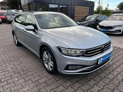 Scale silver metallic (metallic) Gebraucht 2023 VW Passat Business Kombi | 28.999 € (Guter Preis)