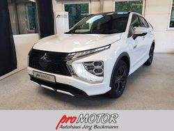 Weiß Gebraucht 2022 Mitsubishi Eclipse Cross Top SUV | 26.950 € (Etwas zu teuer)