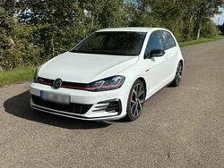 Weiß Gebraucht 2019 VW Golf VII GTI Limousine | 24.400 € (Fairer Preis)