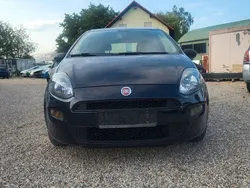 Blau Gebraucht 2013 Fiat Punto More Kleinwagen | 3.000 € (Guter Preis)