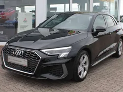 Schwarz Gebraucht 2021 Audi A3 Sportback S-Line Limousine | 20.500 € (Fairer Preis)