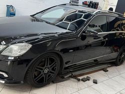 Schwarz Gebraucht 2009 Mercedes 350 Avantgarde Kombi | 12.000 €