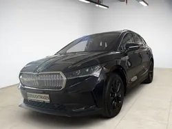 Schwarzmagic perleffekt Gebraucht 2024 Skoda Enyaq iV SUV | 46.960 € (Fairer Preis)