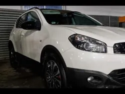 Weiß Gebraucht 2013 Nissan Qashqai 360º SUV | 8.600 € (Etwas zu teuer)