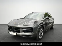 Grau Gebraucht 2024 Porsche Cayenne SUV | 89.950 €