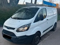 Weiß Gebraucht 2015 Ford Transit Custom Van / Kleinbus | 9.800 €