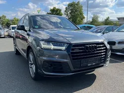 Grau Gebraucht 2019 Audi Q7 S-Line SUV | 41.900 € (Fairer Preis)