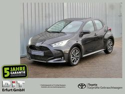 Black mica / ink Gebraucht 2025 Toyota Yaris Hybrid Kleinwagen | 21.990 € (Superpreis)