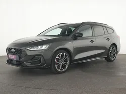 Grau Gebraucht 2023 Ford Focus ST-Line Limousine | 20.449 € (Guter Preis)
