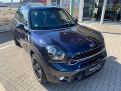 Blau Gebraucht 2016 Mini Cooper S Countryman SUV | 15.990 € (Etwas zu teuer)