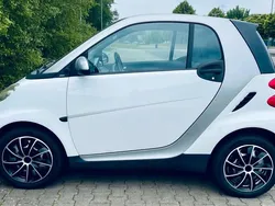 Weiß Gebraucht 2008 Smart ForTwo Coupé Kleinwagen | 3.590 € (Etwas zu teuer)