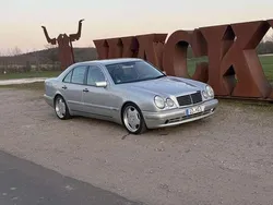 Silber Gebraucht 1998 Mercedes E55 AMG AMG Limousine | 23.000 € (Guter Preis)