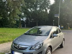 Silber Gebraucht 2014 Opel Corsa Kleinwagen | 6.500 € (Etwas zu teuer)