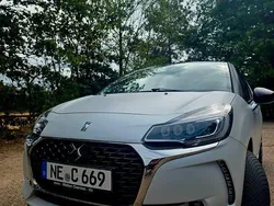 Weiß Gebraucht 2016 Citroën DS3 Kleinwagen | 6.499 €