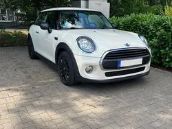 Weiß Gebraucht 2015 Mini ONE Kleinwagen | 6.800 € (Fairer Preis)