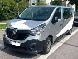 Silber Gebraucht 2016 Renault Trafic Van | 12.500 € (Teuer)