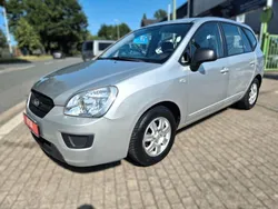 Silber Gebraucht 2009 Kia Carens 2 Van / Kleinbus | 4.900 €