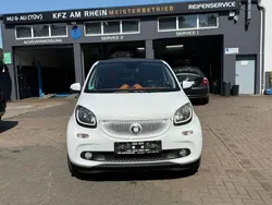 Weiß Gebraucht 2016 Smart ForFour Limousine | 6.990 € (Guter Preis)