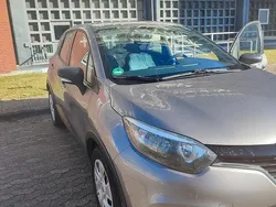 Grau Gebraucht 2014 Renault Captur Expression SUV | 7.500 € (Fairer Preis)